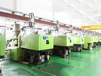 Εργαστήριο χύτευσης πλαστικού με έγχυση