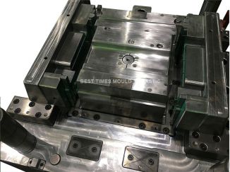 Plastic injection molds