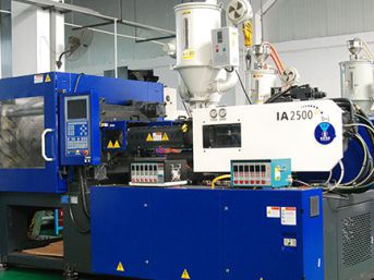 Μηχάνημα έγχυσης πλαστικού 2K-250T